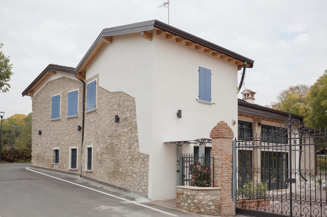 Corte Mira Lonato Exterior photo